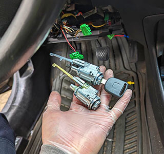 automotive locksmith3 - 123 Atlanta Locksmith